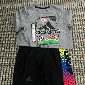 Adidas outfit size 5